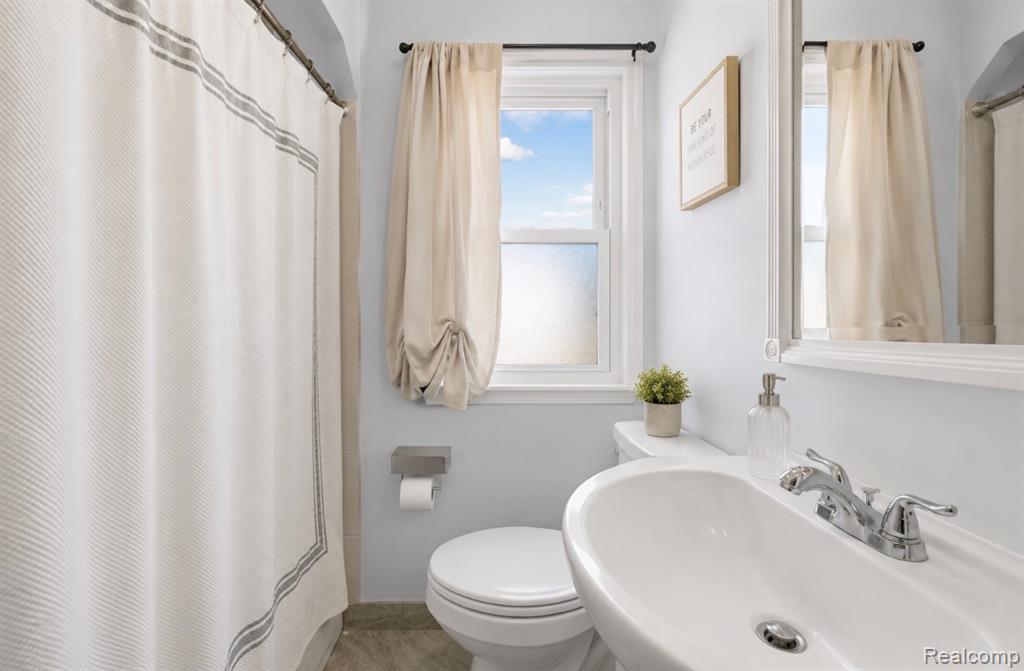 5759 Deering Street, Garden City, MI — Photo 13