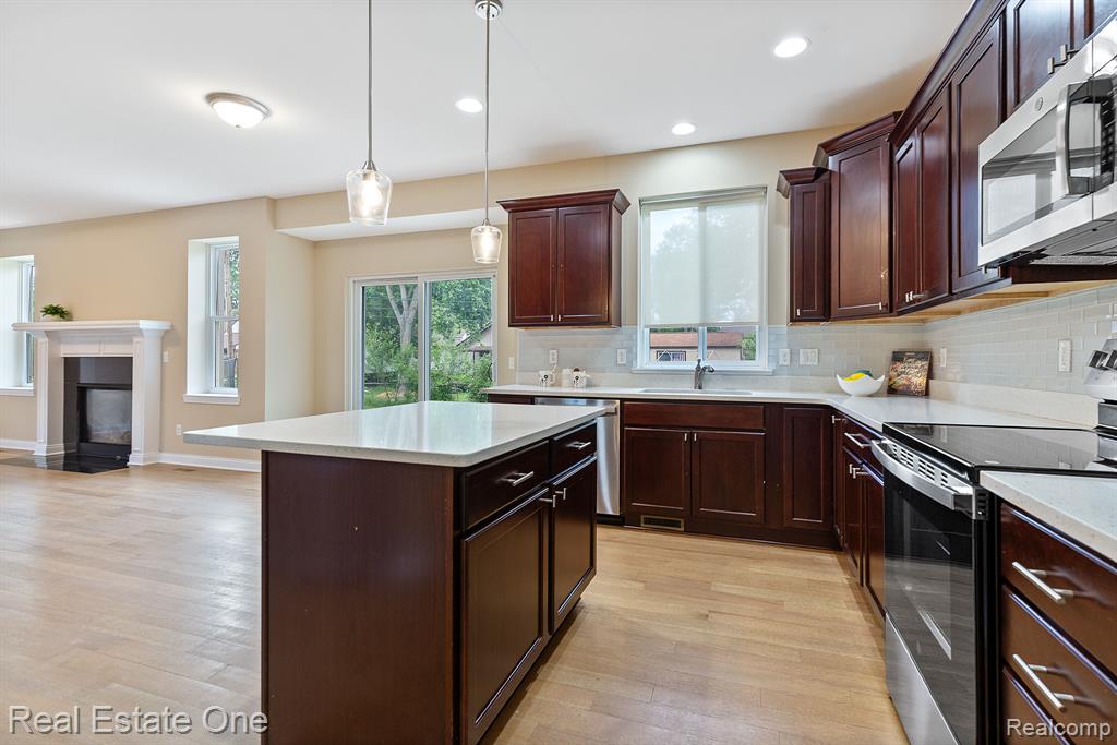 68 Biltmore Drive, Troy, MI 48084 — Photo 9