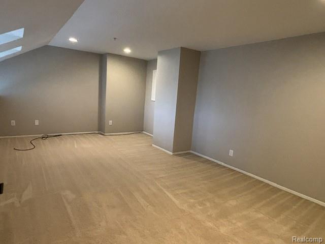655 Lewa Downs Drive, Pontiac, MI 48341 — Photo 16