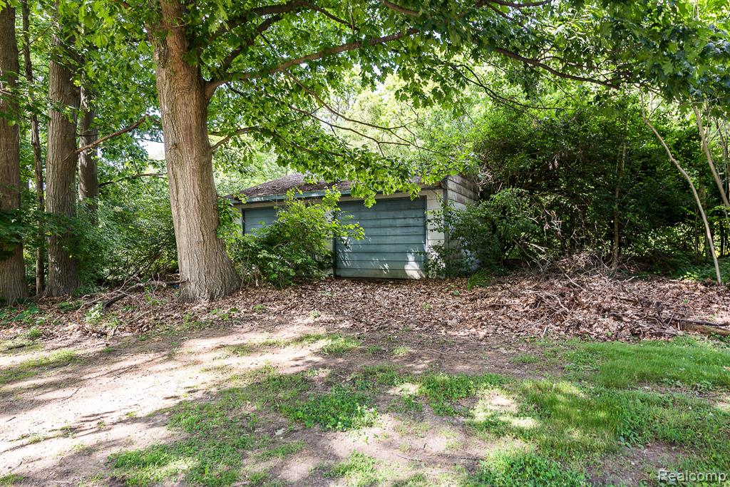 7636 THARP Drive, Whitmore Lake, MI 48189 — Photo 66