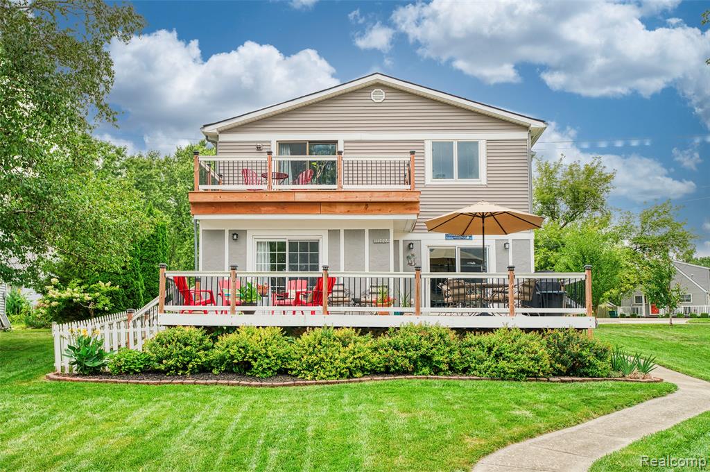 11728 Kenton Drive, Whitmore Lake, MI 48189 — front exterior