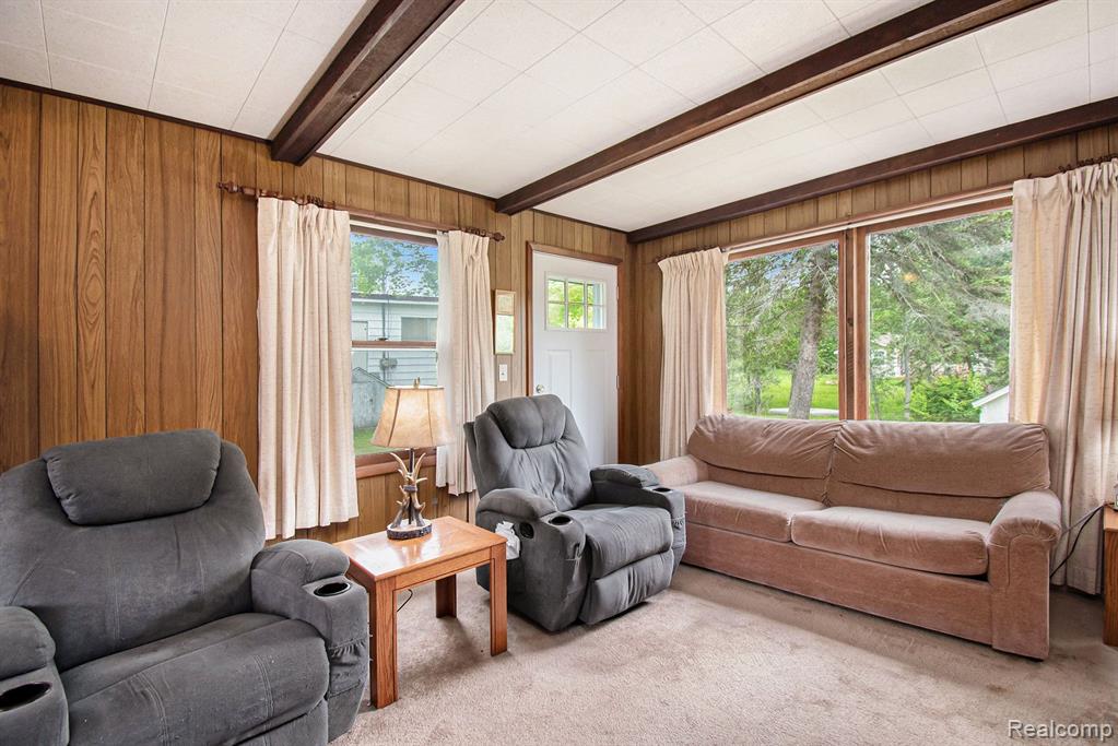 6954 LAKEVIEW Drive, Hubbard Lake, MI 49747 — Photo 7