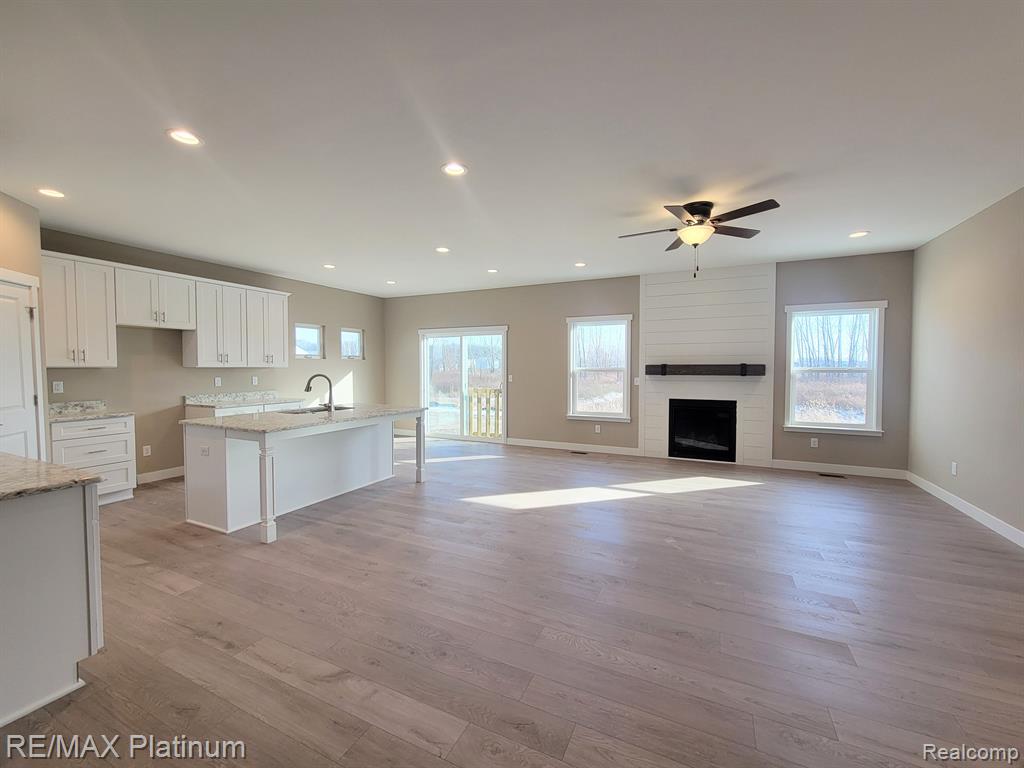 7452 SKYLAR Court, Swartz Creek, MI 48473 — Photo 5