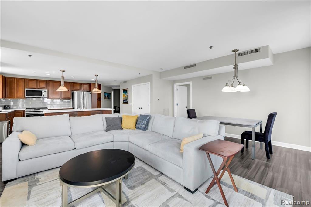 525 W LAFAYETTE Boulevard, 11D, Detroit, MI 48226 — Photo 33