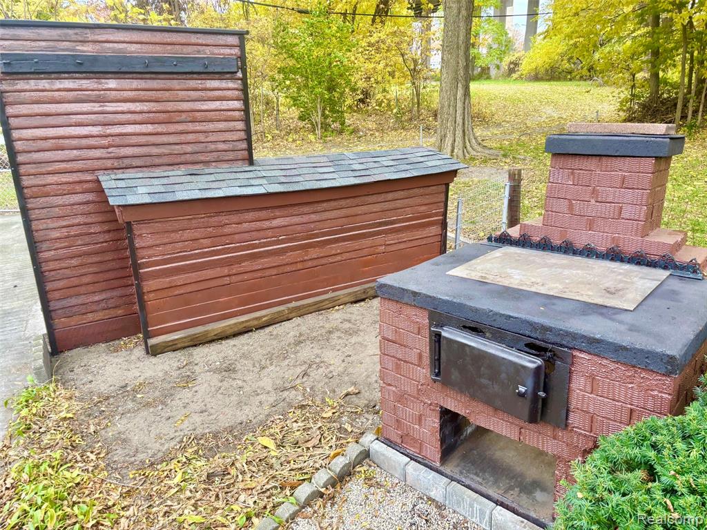 149 S Forman Street, Detroit, MI 48209 — Photo 3