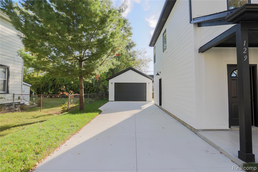 129 South Avenue, Mount Clemens, MI 48043 — Photo 3