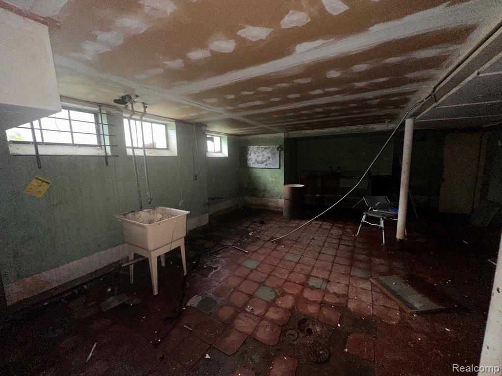 5200 Balfour Road, Detroit, MI 48224 — Photo 15