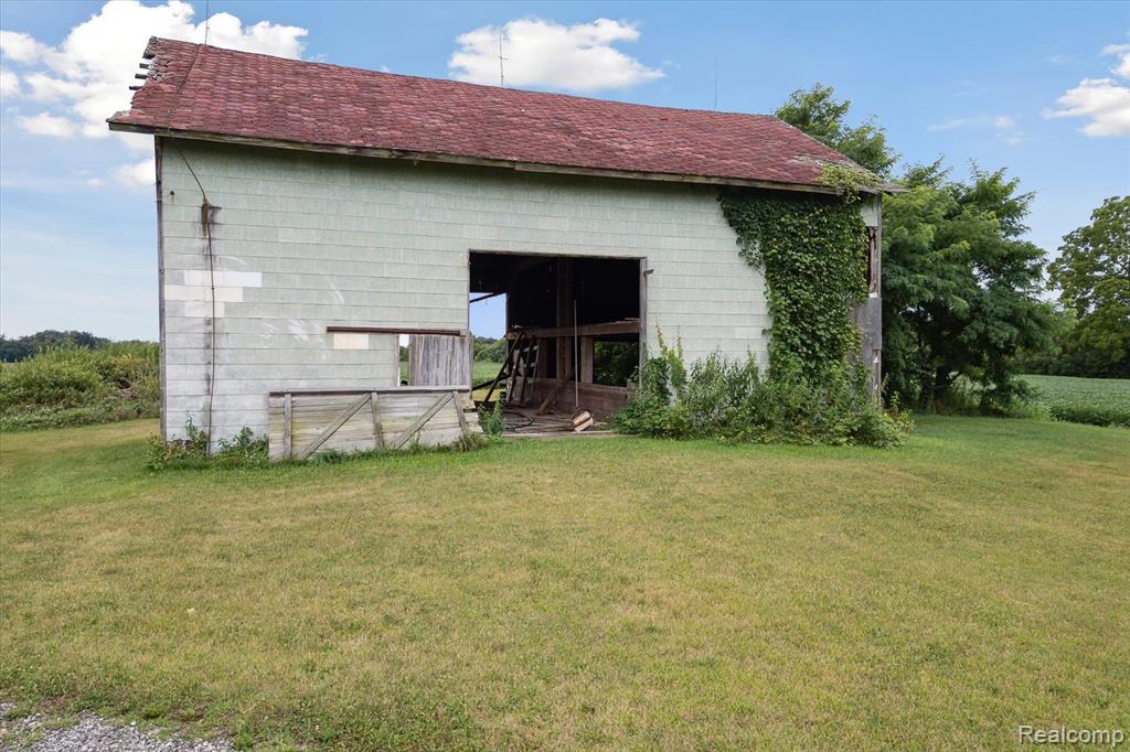 9589 CLINTON MACON Road, Tecumseh, MI 49286 — Photo 53