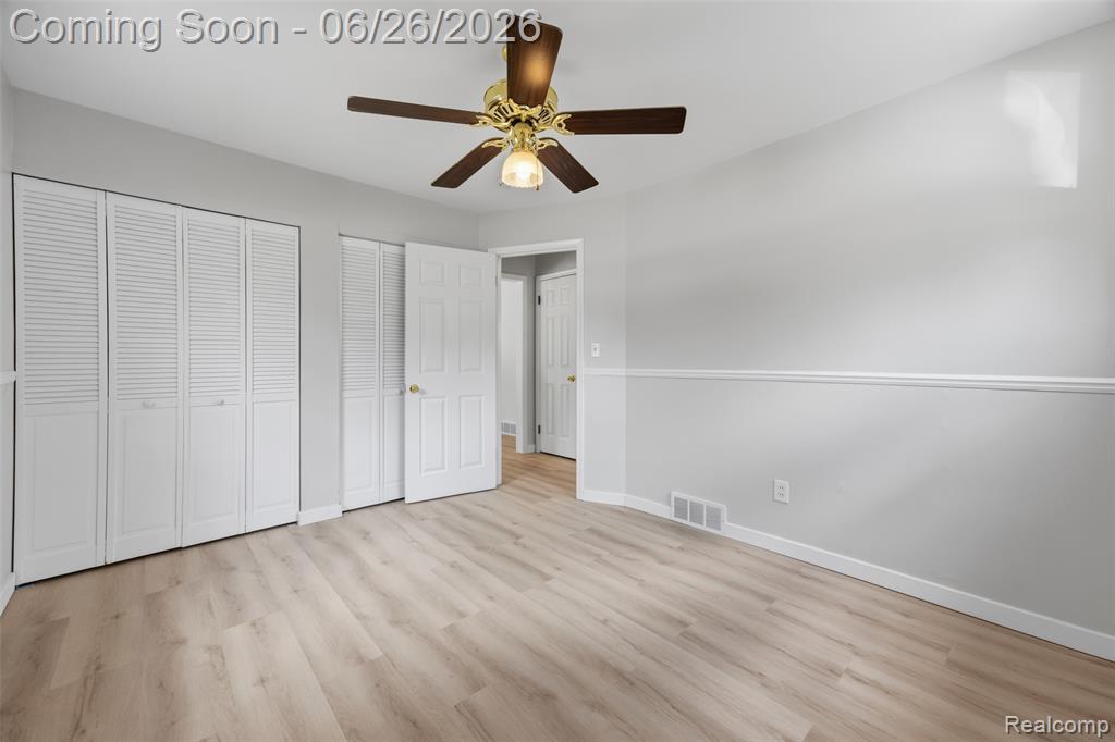 8250 Shari Drive, Westland, MI — Photo 12