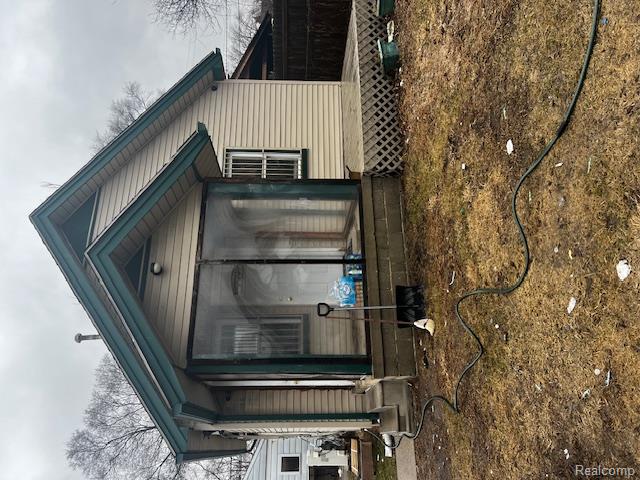 6083 Rosemont Avenue, Detroit, MI 48228