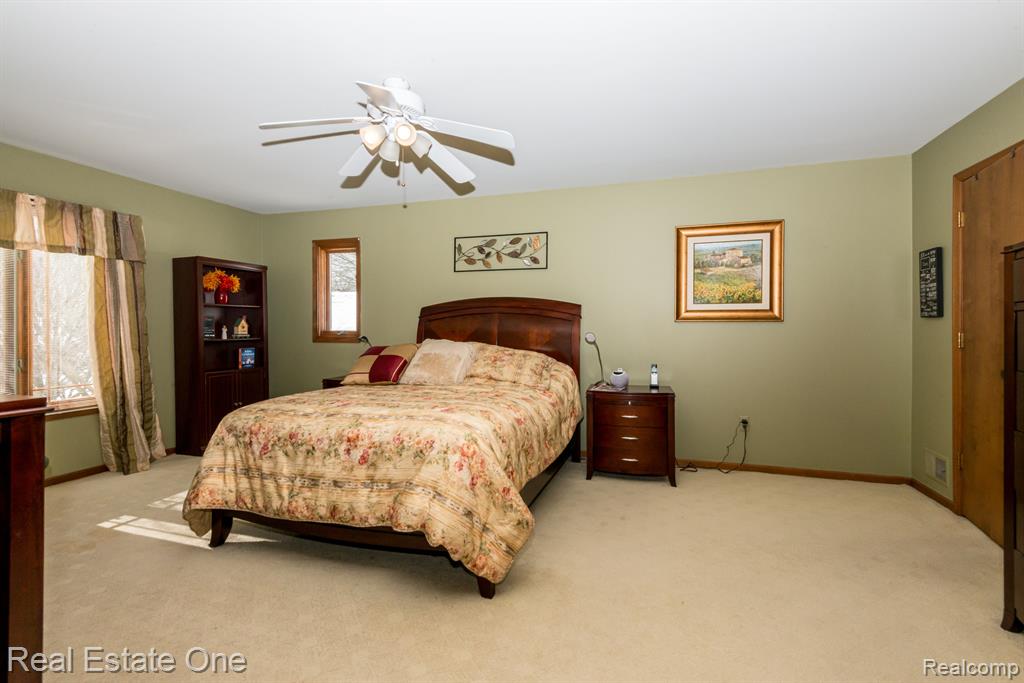 41344 Beacon Road, Novi, MI — Photo 52