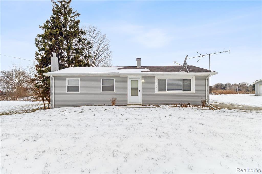 3552 BISHOP Road, Dryden, MI 48428 — Photo 3