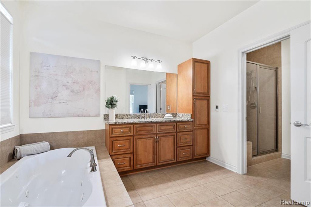 354 Pembroke Drive, Saline, MI 48176 — Photo 31