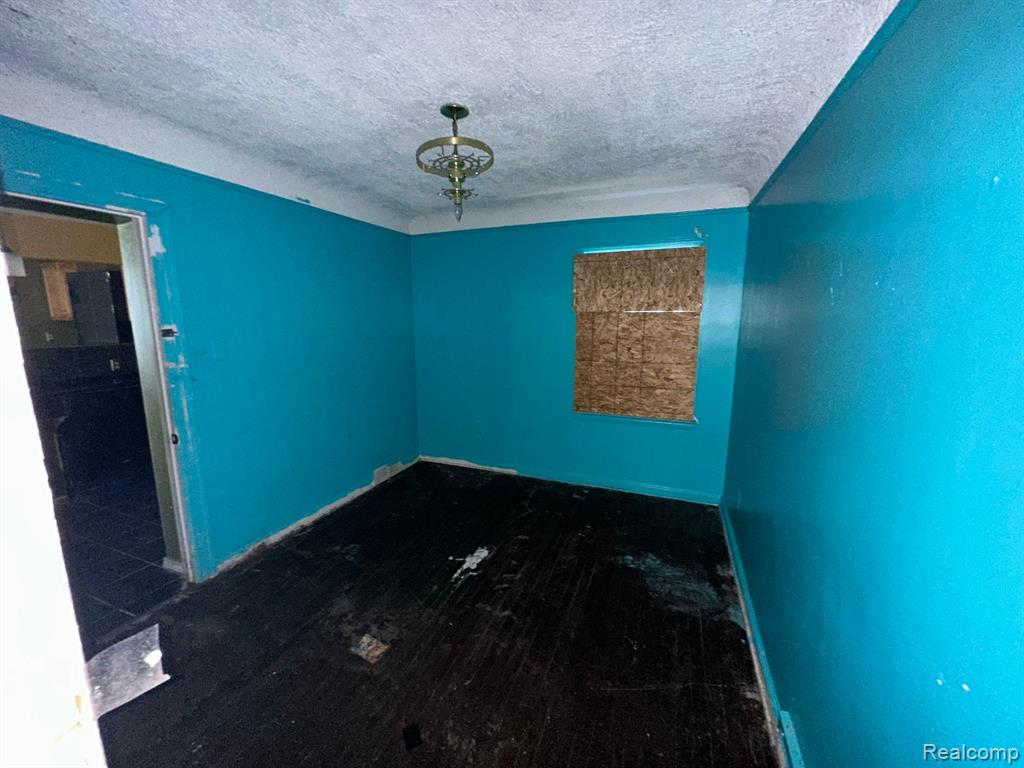 18727 AVON Avenue, Detroit, MI 48219 — Photo 17