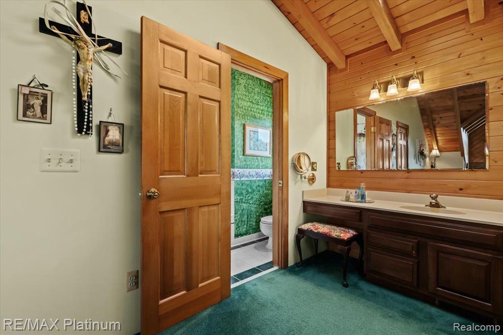 1215 S Bull Run Road, Fowlerville, MI 48836 — Photo 31