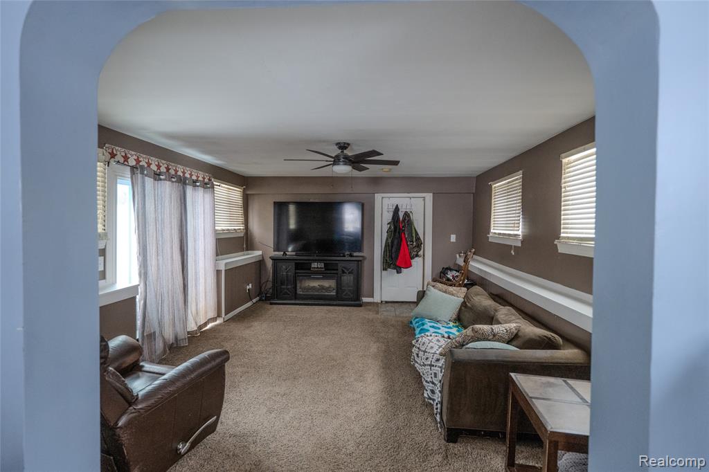 8935 Lincoln Street, Taylor, MI 48180 — Photo 2