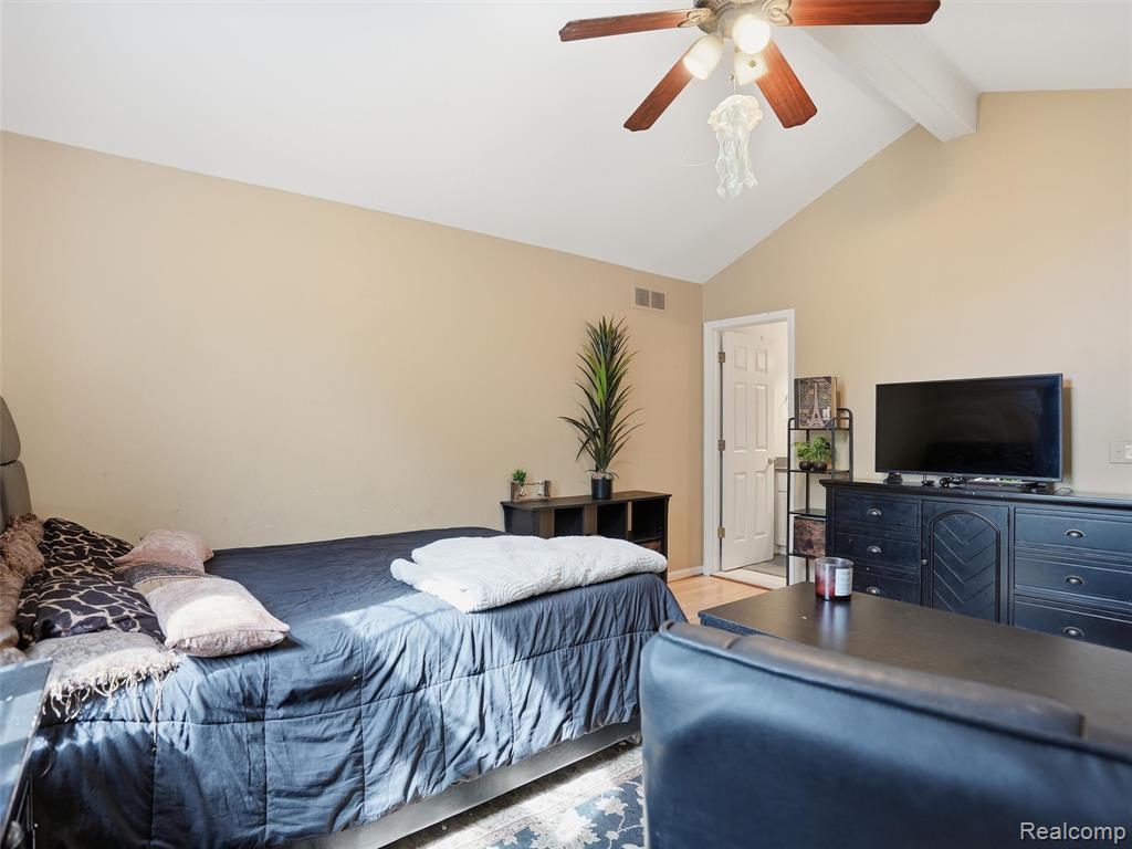 52088 Southview Ridge, Macomb, MI 48042 — Photo 13
