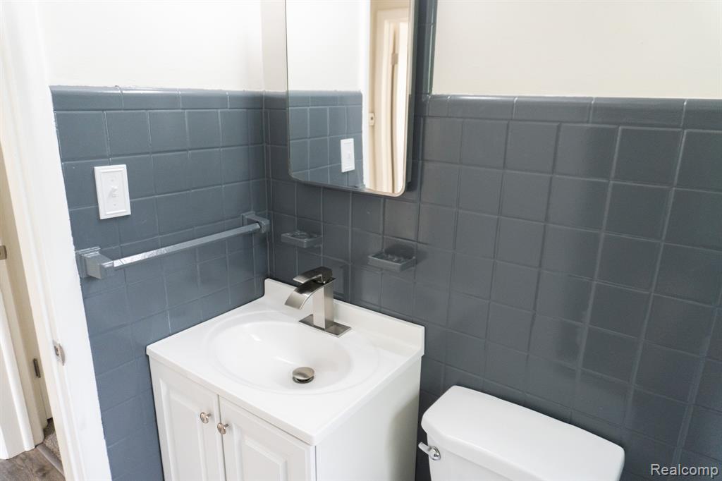 4410 Brunswick Avenue, Flint, MI 48507 — Photo 13