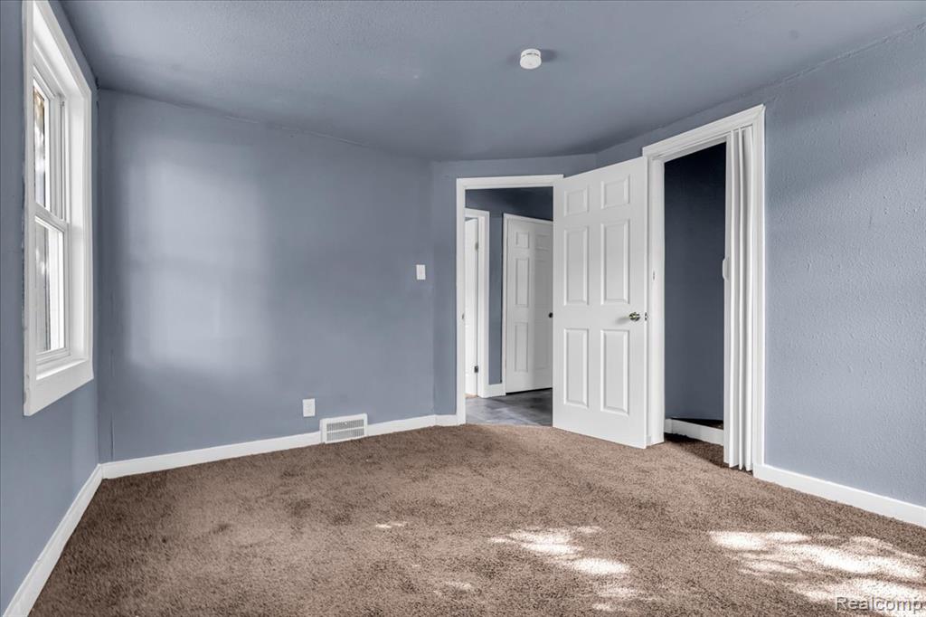 15366 Sussex Street, Detroit, MI 48227 — Photo 15