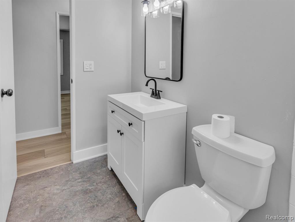 1918 PONTIAC Trail, Ann Arbor, MI 48105 — Photo 12