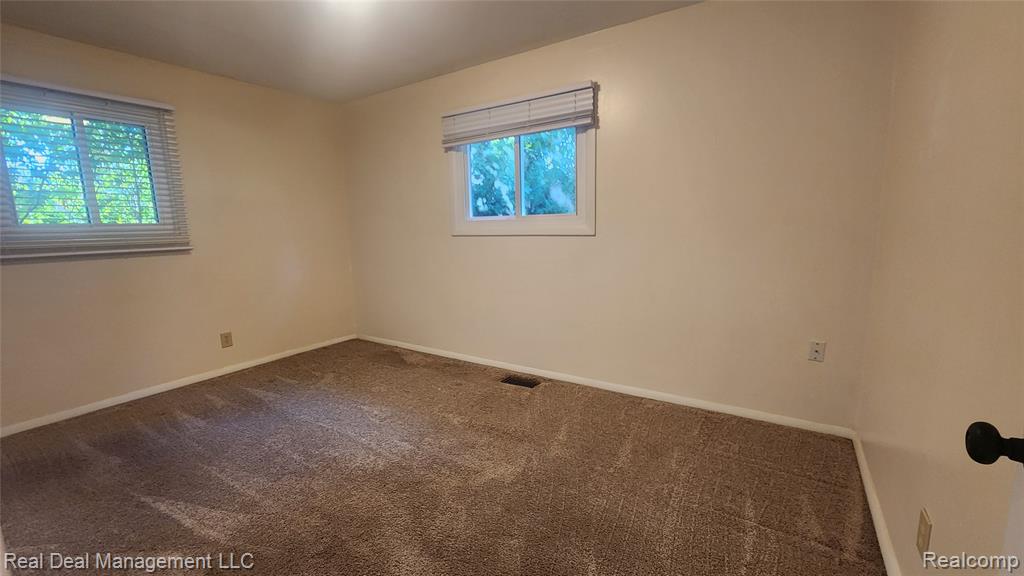 6555 Manson Drive, Waterford, MI — Photo 15