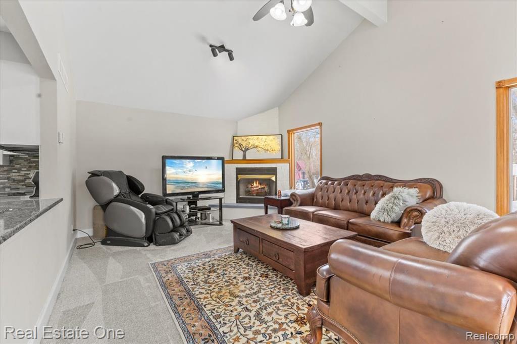 2931 Wisconsin Road, Troy, MI 48083 — Photo 11