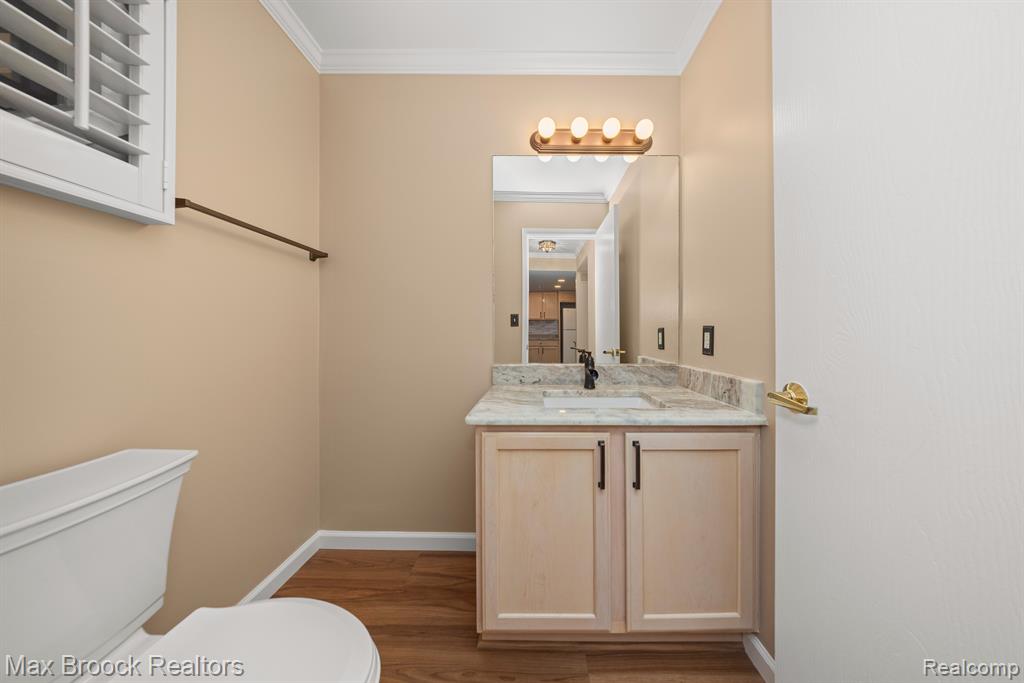 5605 DRAKE HOLLOW Drive W, West Bloomfield, MI — Photo 19