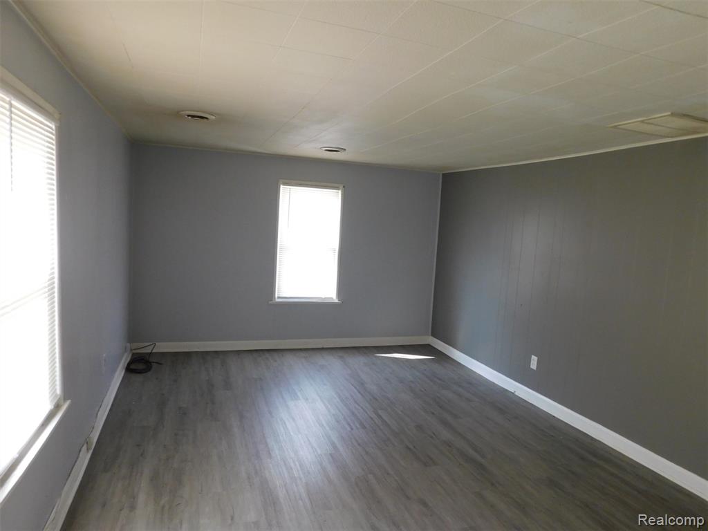 8515 TIMKEN Avenue, Warren, MI 48089 — Photo 2