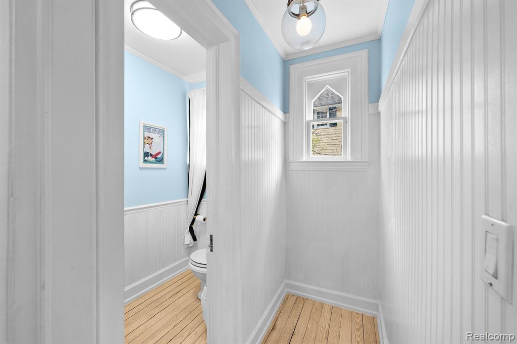 397 KERCHEVAL Avenue, Grosse Pointe Farms, MI 48236 — Photo 31
