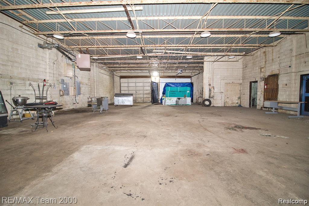 8401 W Chicago, Detroit, MI 48204 — Photo 12
