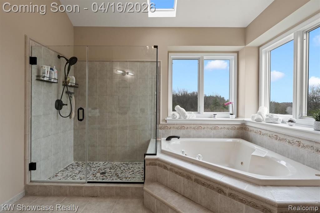 8315 E Allen Road, Fenton, MI 48430 — Photo 27