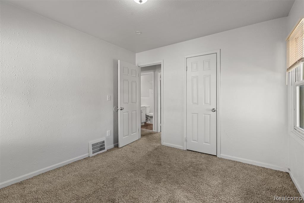8203 Brace Street, Detroit, MI 48228 — Photo 16