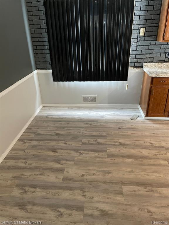 4414 TRUMBULL Drive, Flint, MI 48504 — Photo 4