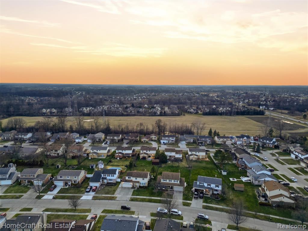 404 KINGS Way, Canton, MI 48188 — Photo 48