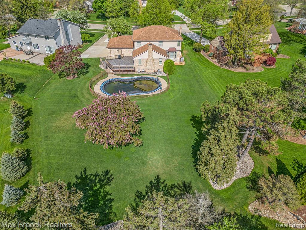 5242 CARDINAL Drive, Troy, MI 48098 — Photo 24