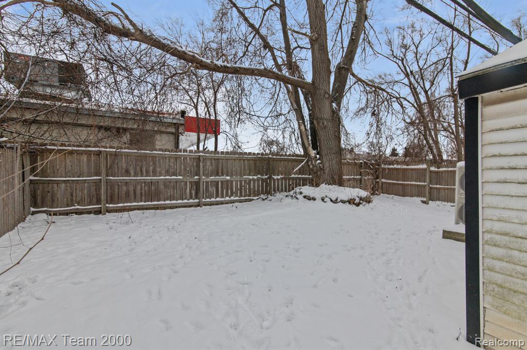 5871 Cooper Street, Taylor, MI 48180 — Photo 18