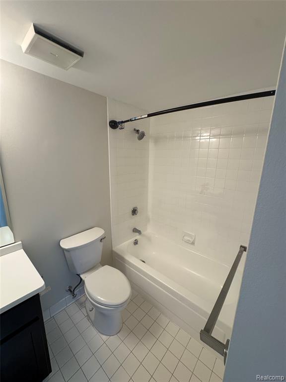 250 E Harbortown Drive, 905, Detroit, MI 48207 — Photo 20