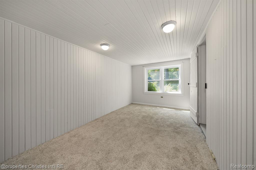 537 W 3RD Street, Rochester, MI 48307 — Photo 27