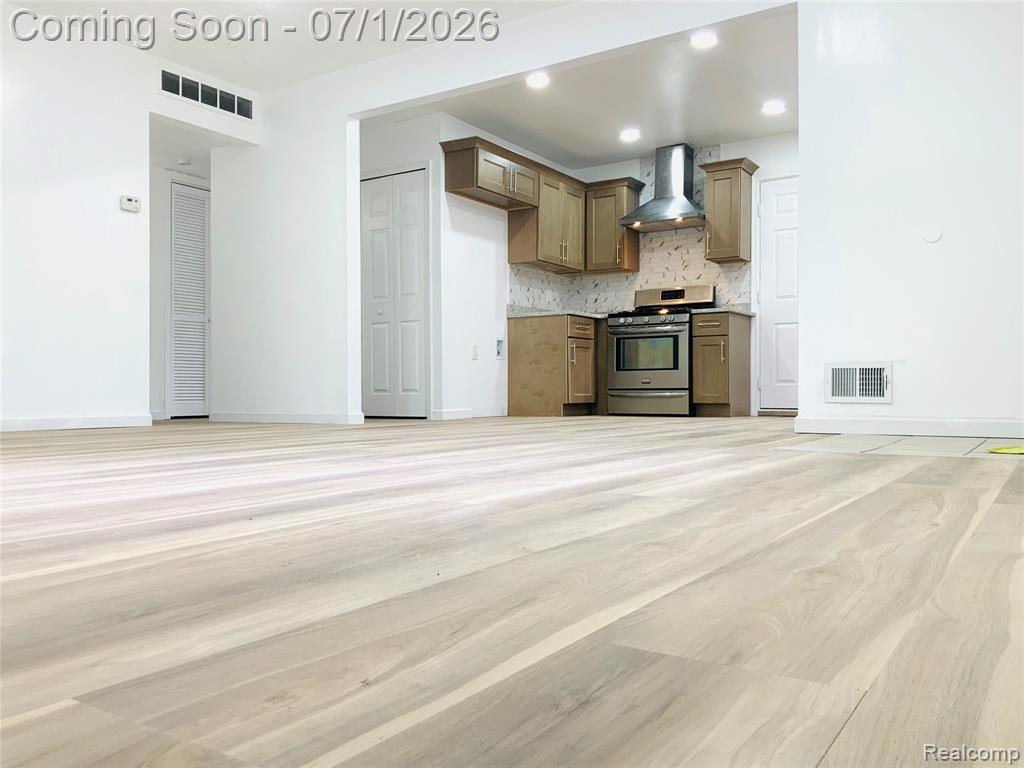 6475 N Highland Street, Dearborn Heights, MI 48127 — Photo 7
