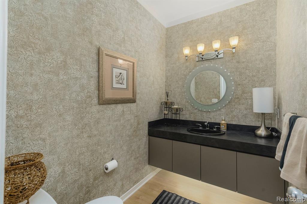 6264 WILDWOOD Lane, West Bloomfield, MI 48324 — Photo 5