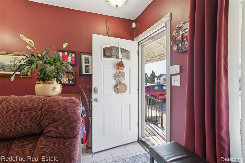 50340 Helfer Boulevard, Wixom, MI 48393 — Photo 8
