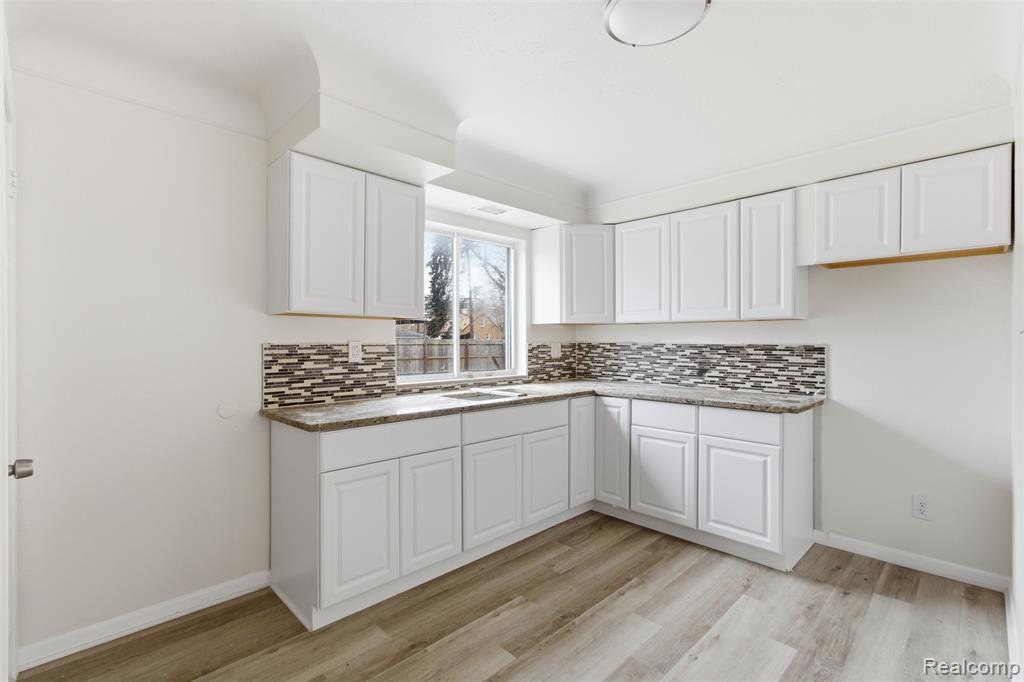 18425 Lesure Street, Detroit, MI 48235 — Photo 12