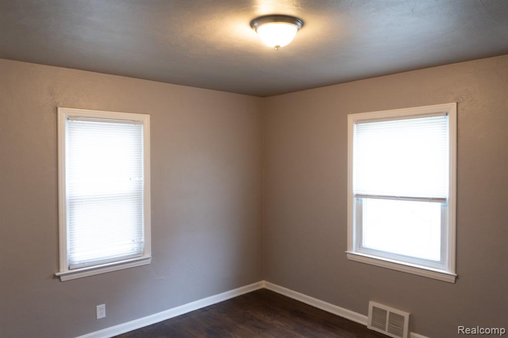 727 Waldman Avenue, Flint, MI 48507 — Photo 25