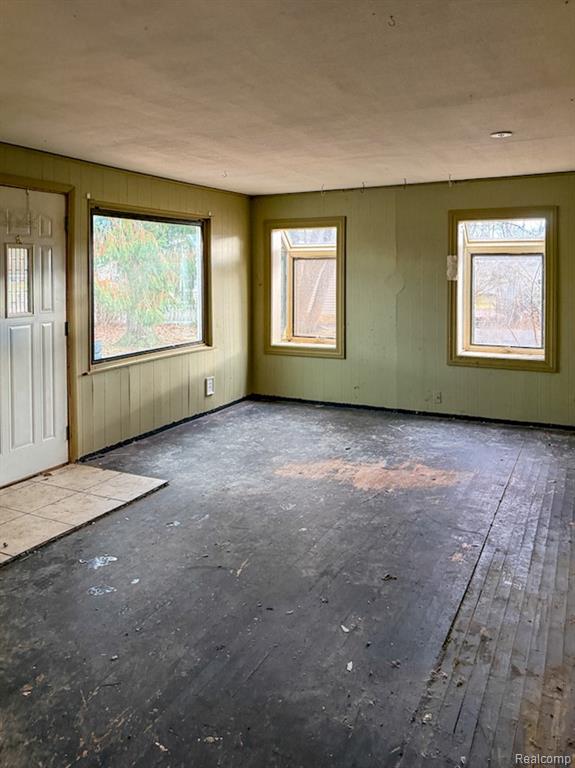 4408 Hartley, White Lake, MI 48383 — Photo 3