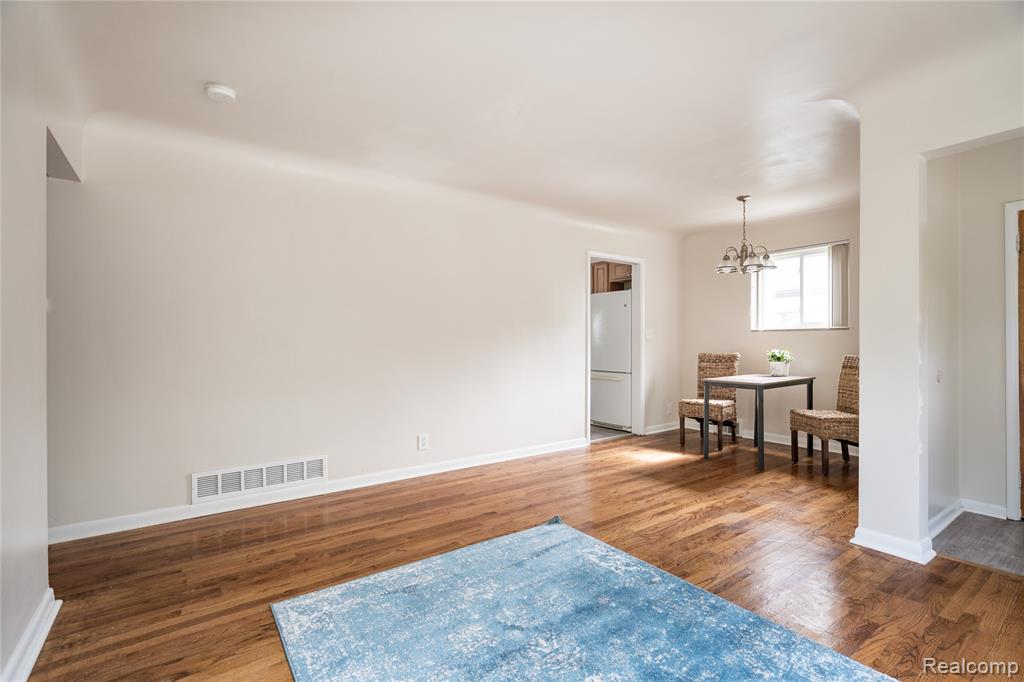 581 2nd Avenue, Pontiac, MI 48340 — Photo 3