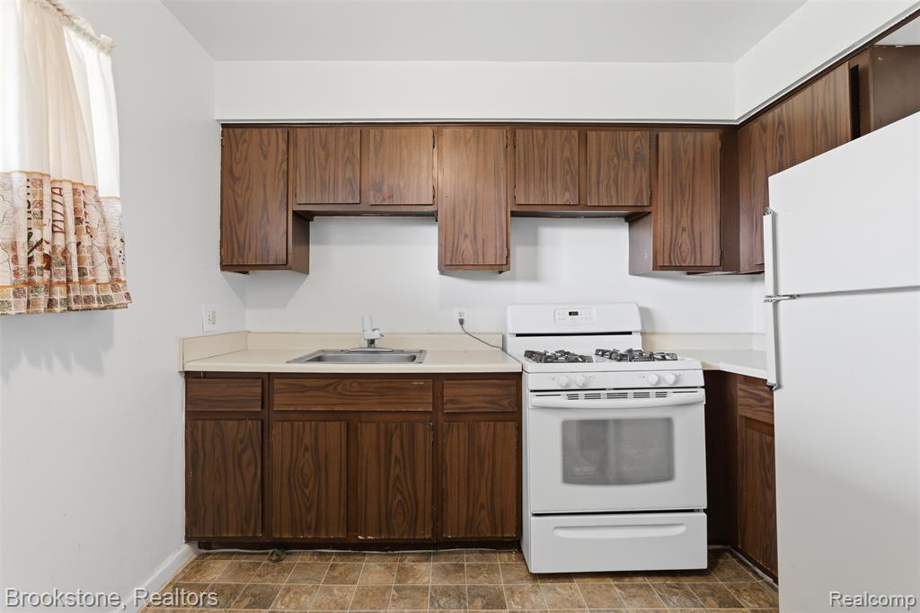 627 McDougall McDougall Street, 77, Detroit, MI 48207 — Photo 9