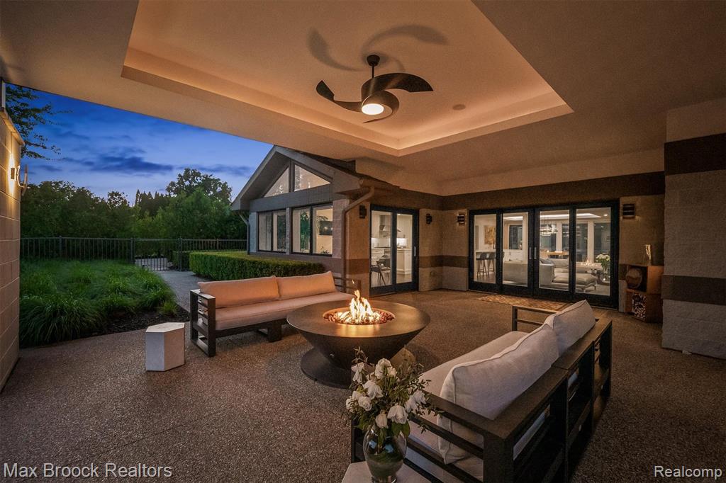 7400 Parkstone Lane, Bloomfield Hills, MI 48301 — Photo 86