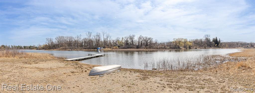 9316 LAKEBLUFF Drive, Clarkston, MI 48348 — Photo 74