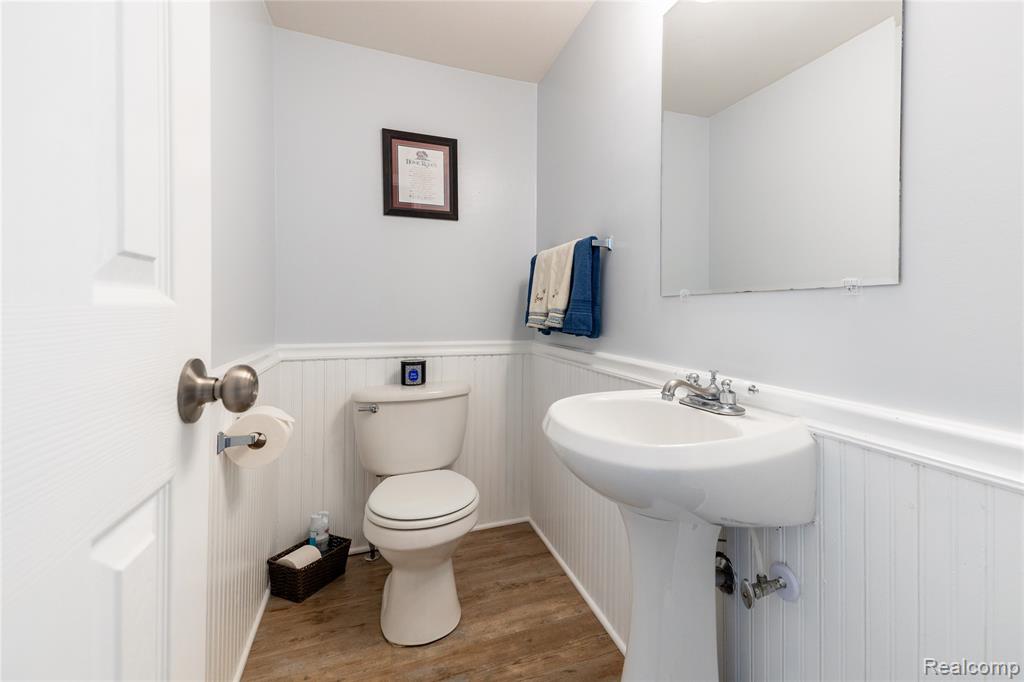 1954 E Franklin Drive, Canton, MI 48187 — Photo 8