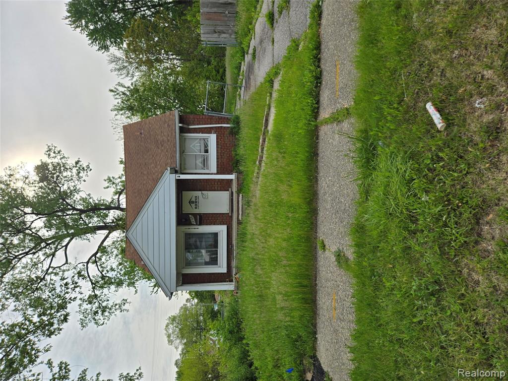 18108 Waltham Street, Detroit, MI 48205 — Photo 2